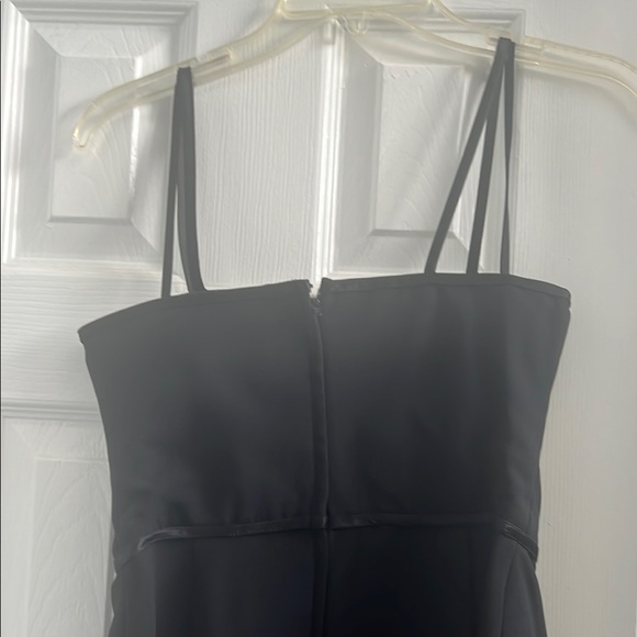 Elegant Black and Silver Dress - Picture 6 of 6